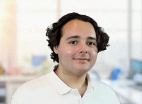 Casimiro-Cosme-Headshot-380x280_Office