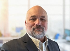 Daniel-Dinucci-Headshot-380x280_Office