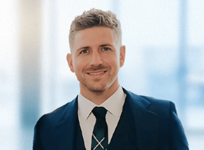 Warren-Moore-Headshot-380x280_Office